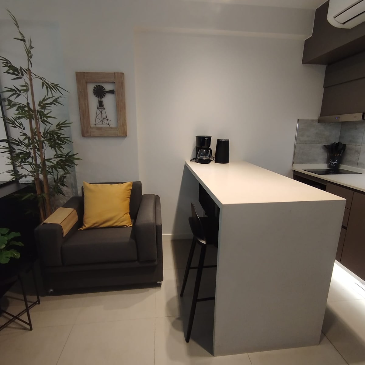 Departamento monoambiente con balcón en Recoleta