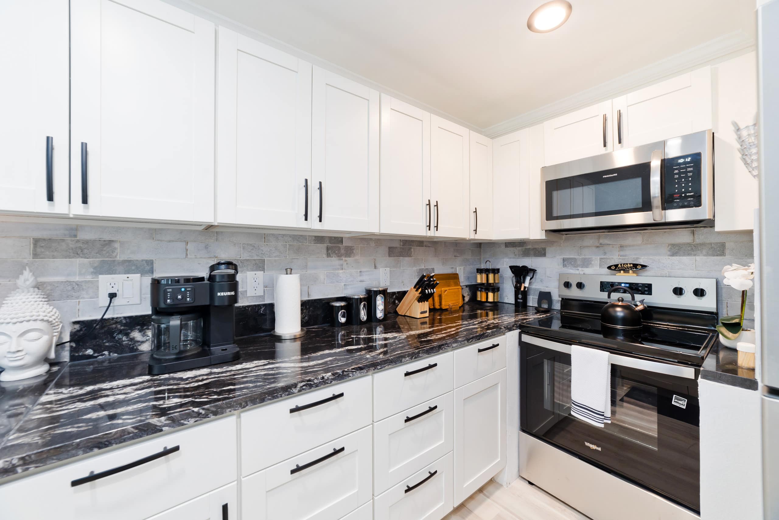 Condo in Kailua-Kona · ★5.0 · 1 bedroom · 2 beds · 1 bath - Image 16