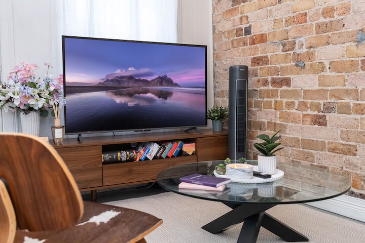 Cozy 2 Story Home | 30sec Walk To Central Station - Sydney