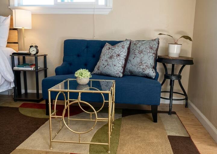 Studio Cozy Retreat | Walk To Tesla - Fremont, CA