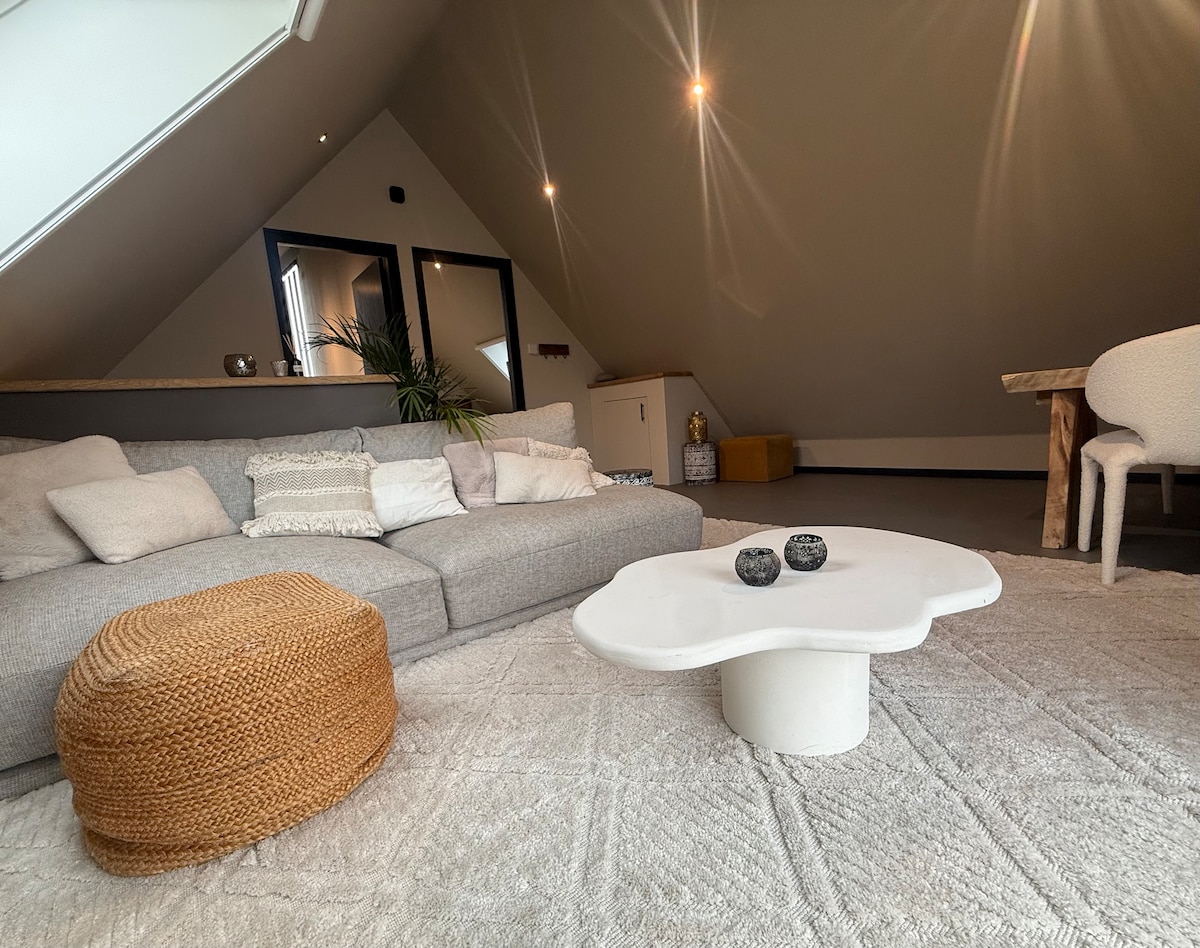 Successful Airbnb property: Stylish Bali home near Ouddorp beach in Ouddorp
