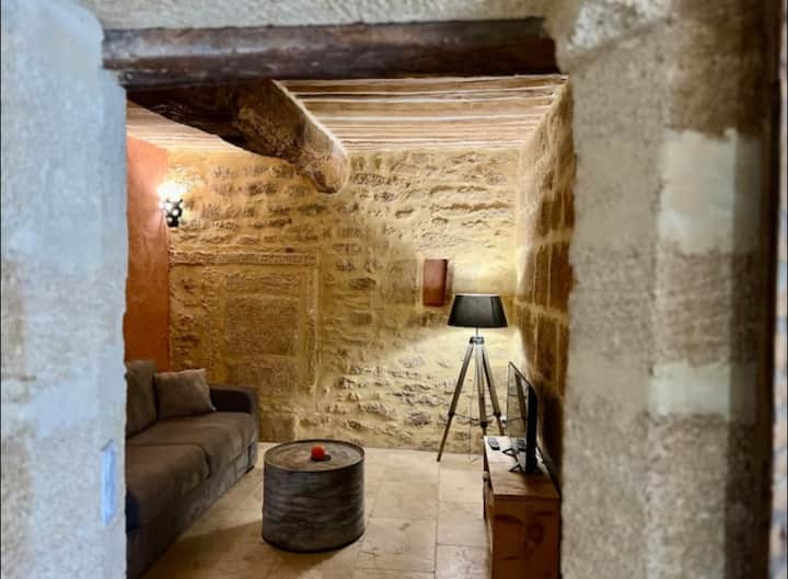 Maison De Caractère Pour 6 Personnes - Castillon-du-Gard