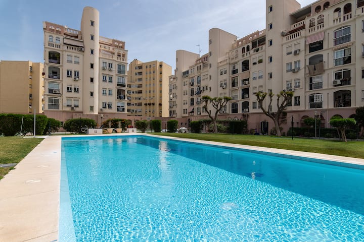 Central Penthouse With Free Parking - Torremolinos
