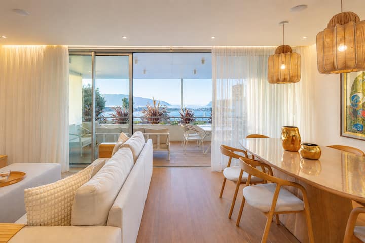 Ocean View Modern Retreat • Pool & Sunset Views - São Martinho do Porto