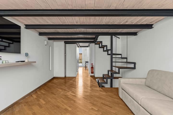 Elegant Loft Con Giardino In Città [Scooter Park] - Milan