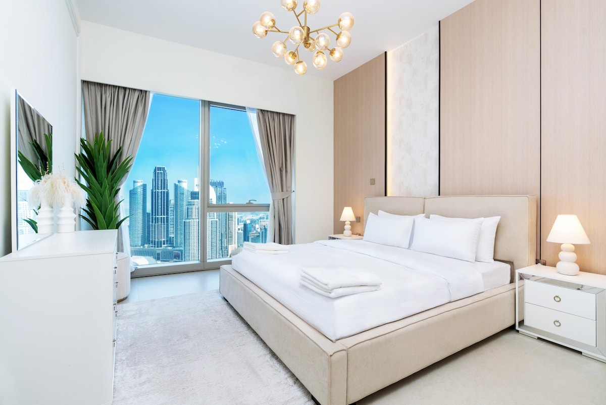 2 Bedroom Furnished Apartment with Burj Khalifa & Fountain View | Grande Signature Residences 4