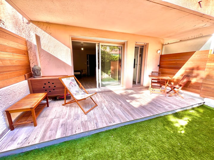 Sanary Centre Charmant Studio 28m2.parking Privé. - Sanary-sur-Mer