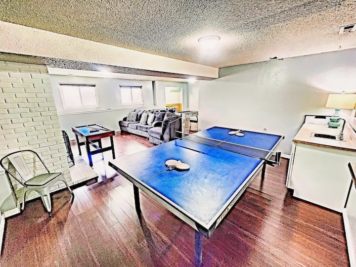 King Beds*mtn Views*close To All*pet Friendly - Colorado Springs, CO