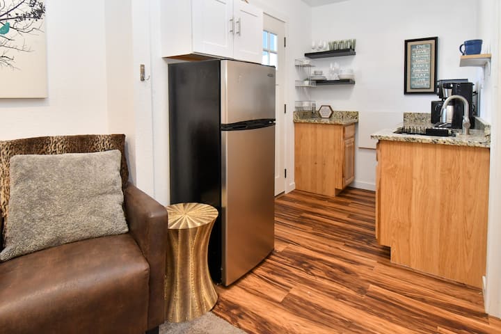 The Studio - Trailside At Boulder Creek - Boulder, CO