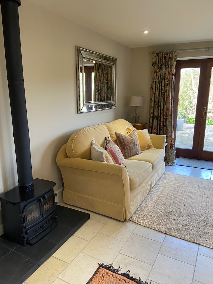 Granary Cottage, In The Village Of Bampton, Devon - Dulverton