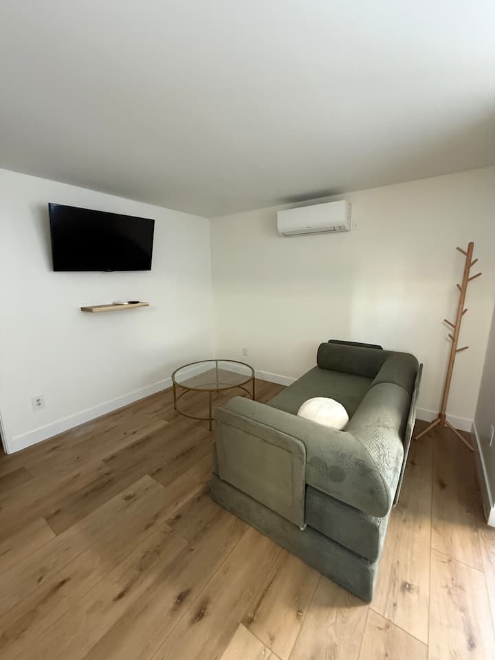 Peaceful Guesthouse In Del Aire - Inglewood, CA