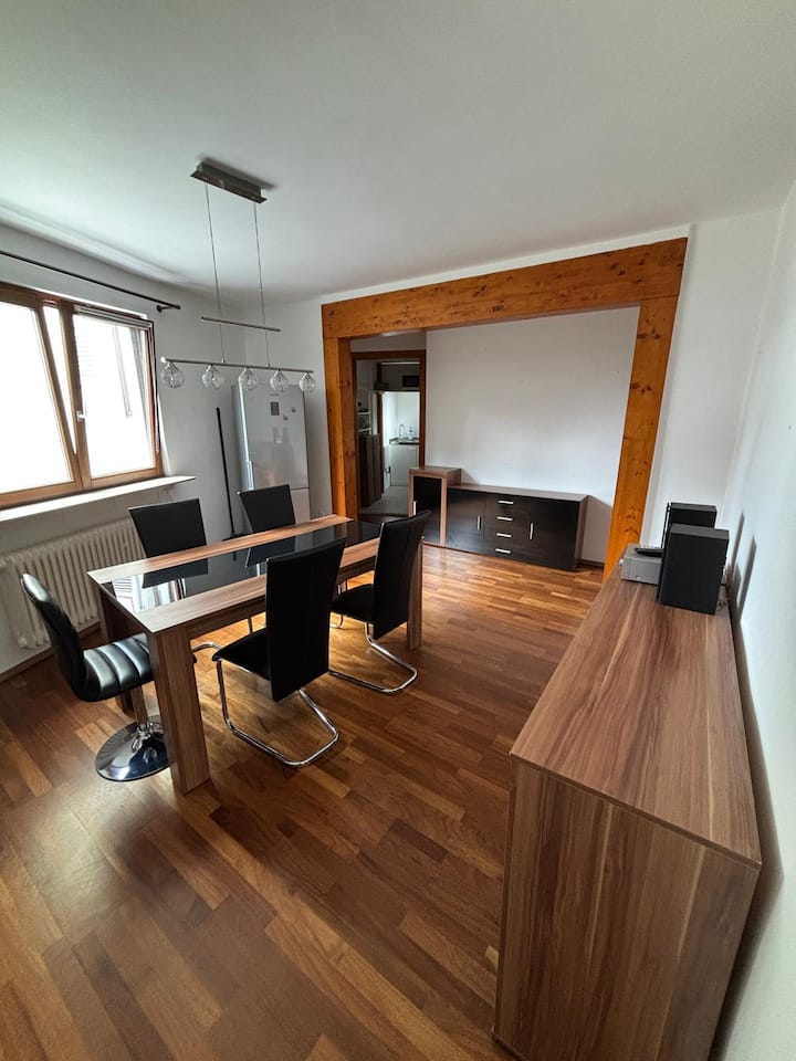 Helle 60 M² Wohnung In Bodenseenähe Inkl. Balkon - Heiligenberg