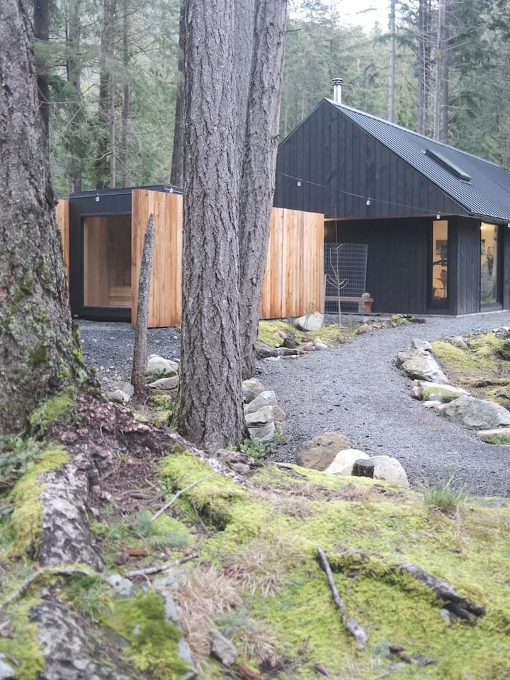 Forest House Studio + Outdoor Spa - 寶雲島