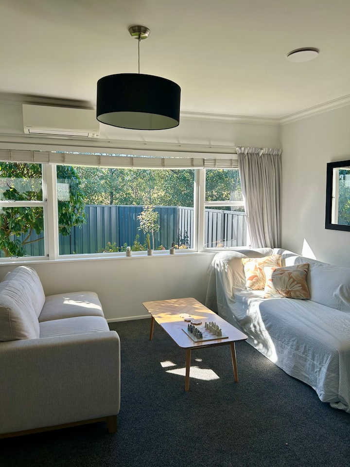 Havelock North Home
Sunbeam Cottage - Havelock North