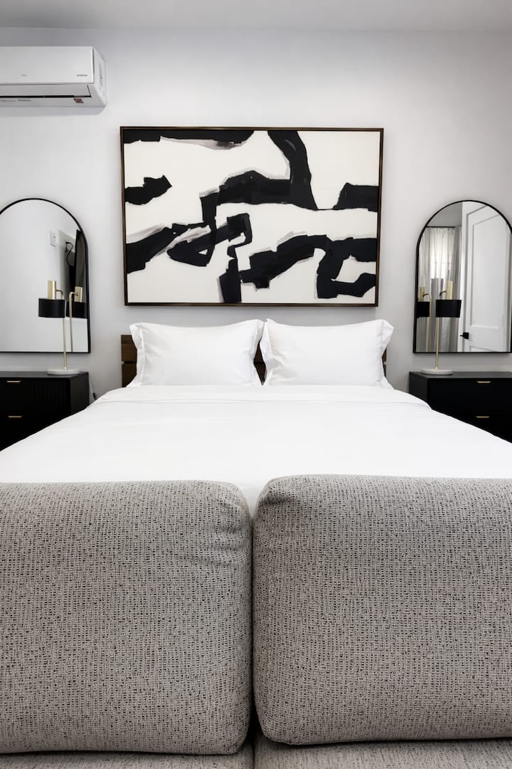 Cozy La Guest Home In Upscale Area | 4 Mi To Sofi - Los Angeles, CA