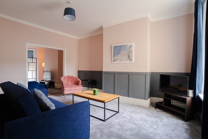 Relax At Raglan @ Burnley 3br Home | Parking - Burnley