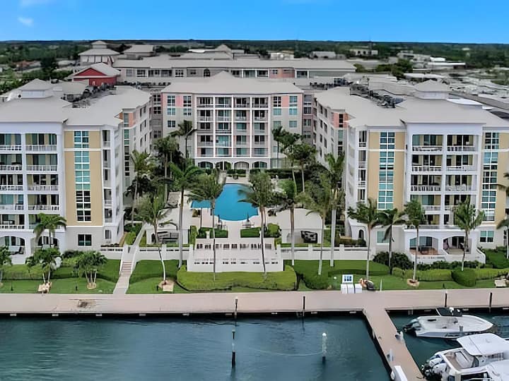 Resort Style Living On Intracoastal - Lantana - Lake Worth, FL