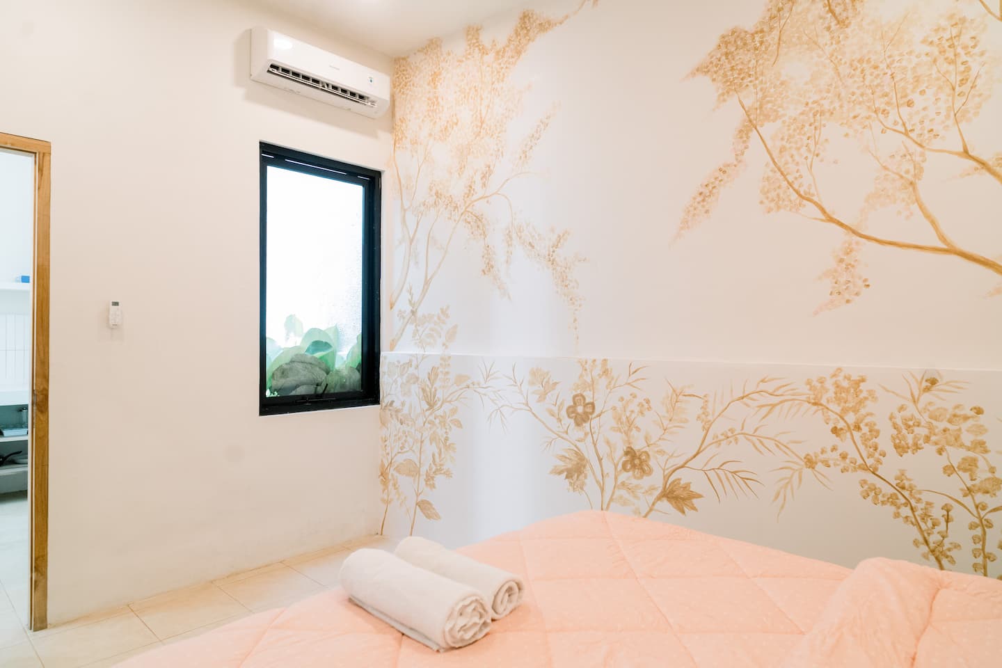 Casa Blanca 2BR private pool villa in Pererenan · Canggu, Bali — photo 2