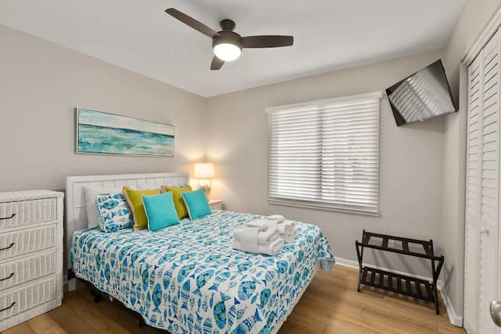Downstairs Queen Size Bed