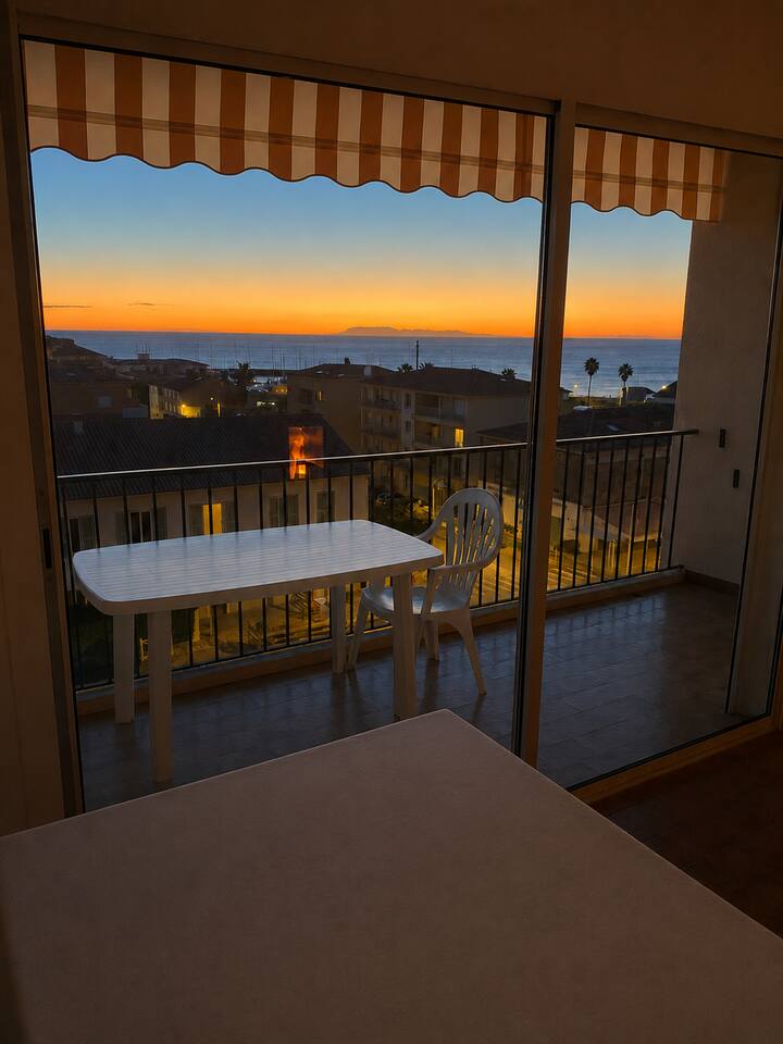 T4 95m2 Magnifique Vue Mer Et Port Sari-solenzara - Solenzara
