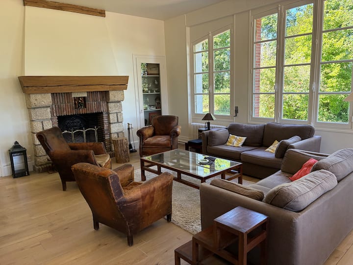 Villa Au Bord De La Loire - 14 Couchages - Gien