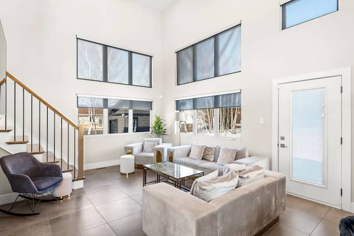 Luxury East Coast Retreat W/ Outdoor Pool - Île-du-Prince-Édouard