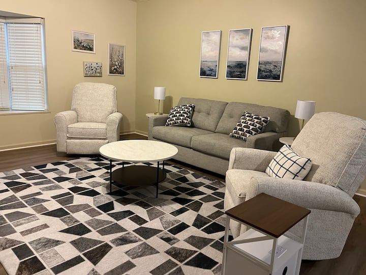 Cute 1 1/2 Bedroom Retreat - Valdosta, GA