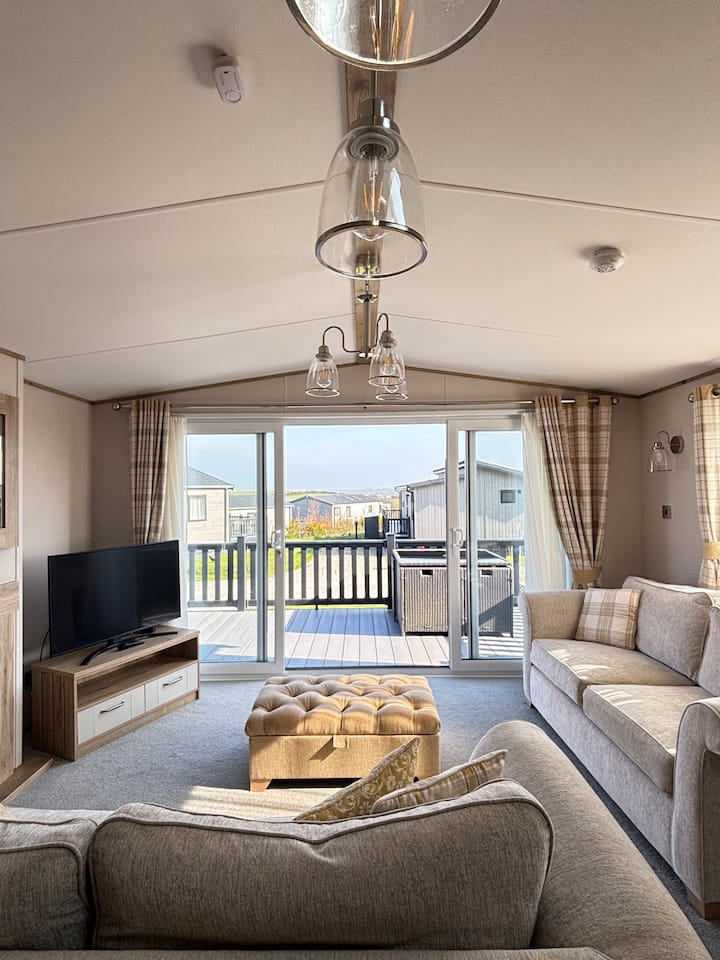 Luxury 3 Bed Lodge Situated On Padstow Lovat Park - Padstow
