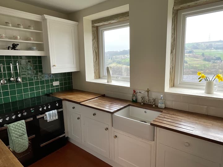 Small Family House - A Great Base For Adventures - Ripponden