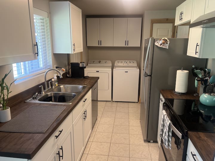 Close To Everything 2 Bedroom Home - Snohomish, WA