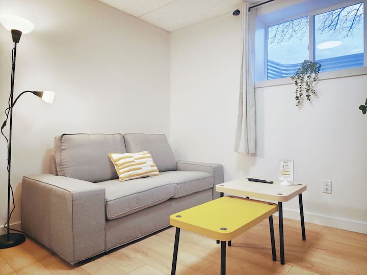 98c Vanilla Suite - Saskatoon