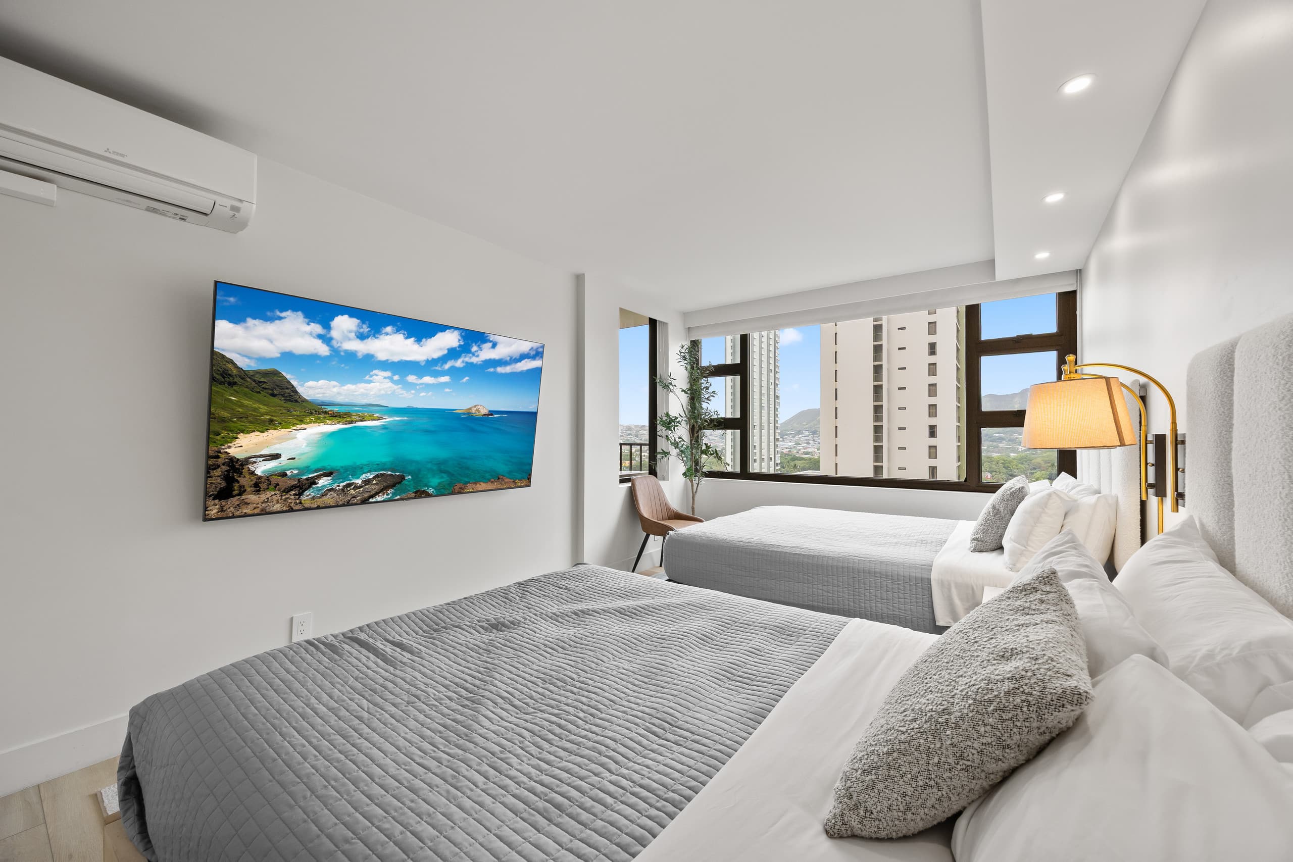 Renovated Waikiki Banyan 1BR | Diamond Head View - Image 27