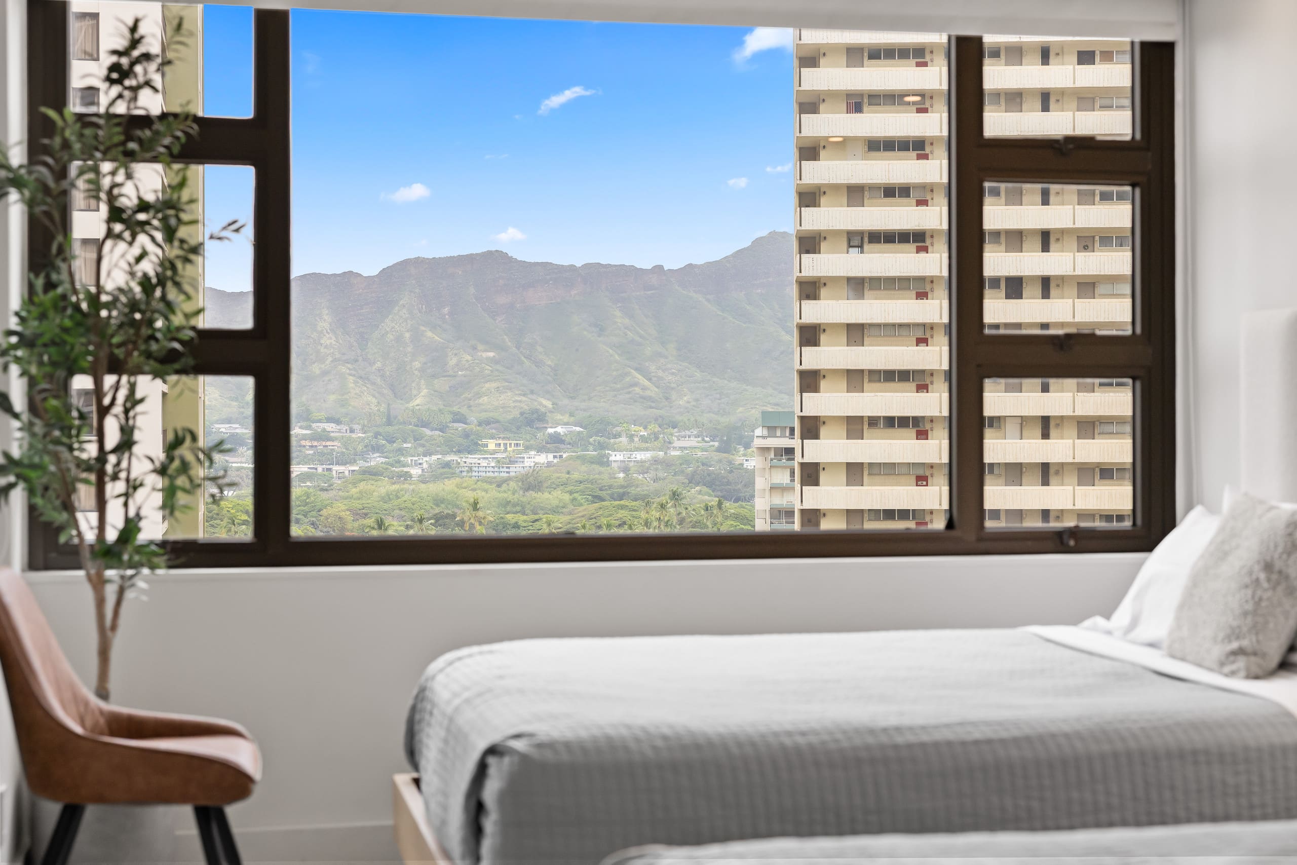 Renovated Waikiki Banyan 1BR | Diamond Head View - Image 30