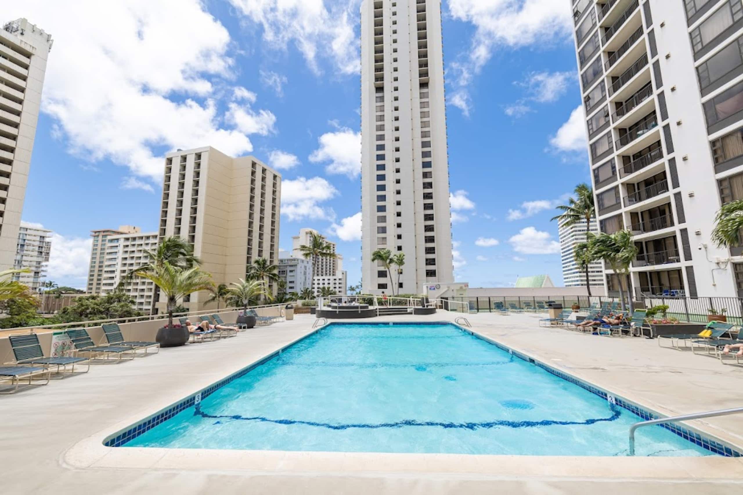 Renovated Waikiki Banyan 1BR | Diamond Head View - Image 40