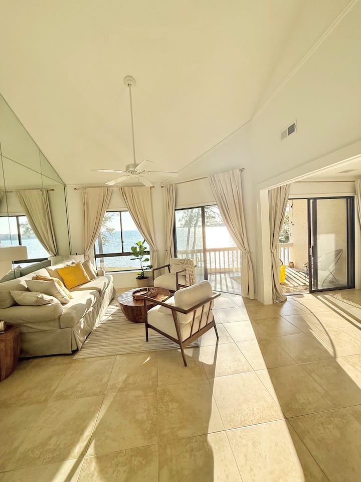 Bayfront Condo W/ Private Balcony | Destin & Eglin - Niceville, FL