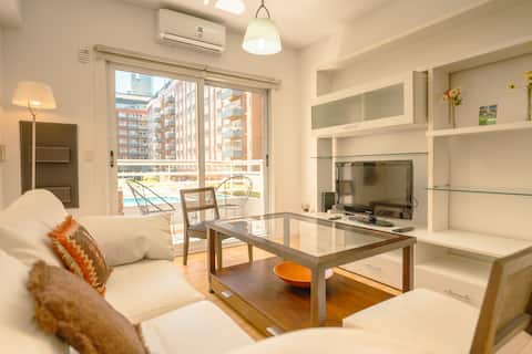 Top Airbnb: Bright apartment in Madero overlooking the pool in Puerto Madero