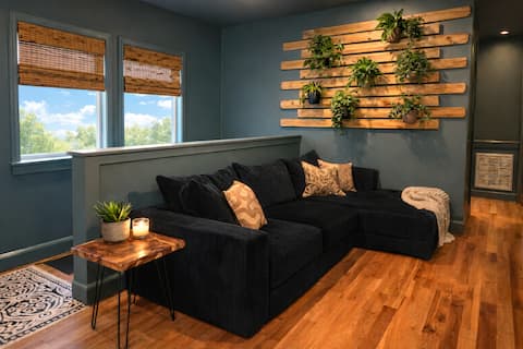 Top performing Airbnb: Tropical Oasis / Stylish Orlando Retreat in Lake Eola Heights