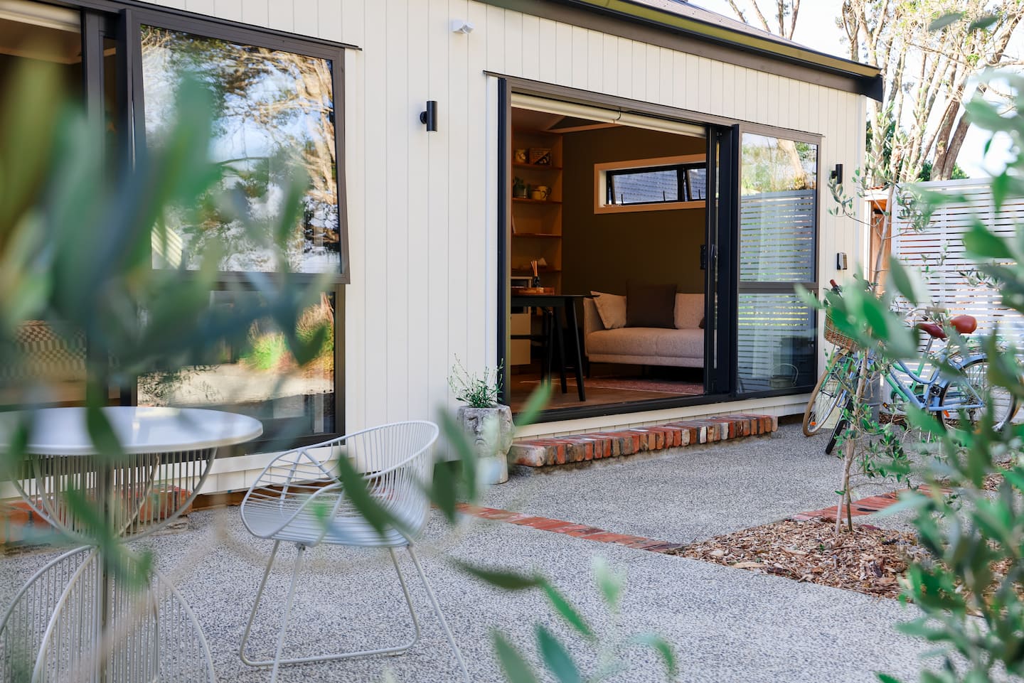 Ruapunawai - Tiny Home, Clevedon Village 2