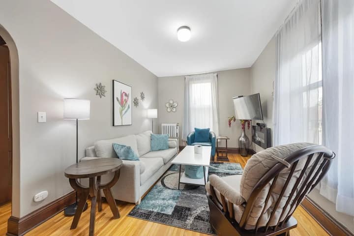 6 - Agate Bay: Downtown Retreat, 1-bedroom 1 Bath - Two Harbors, MN