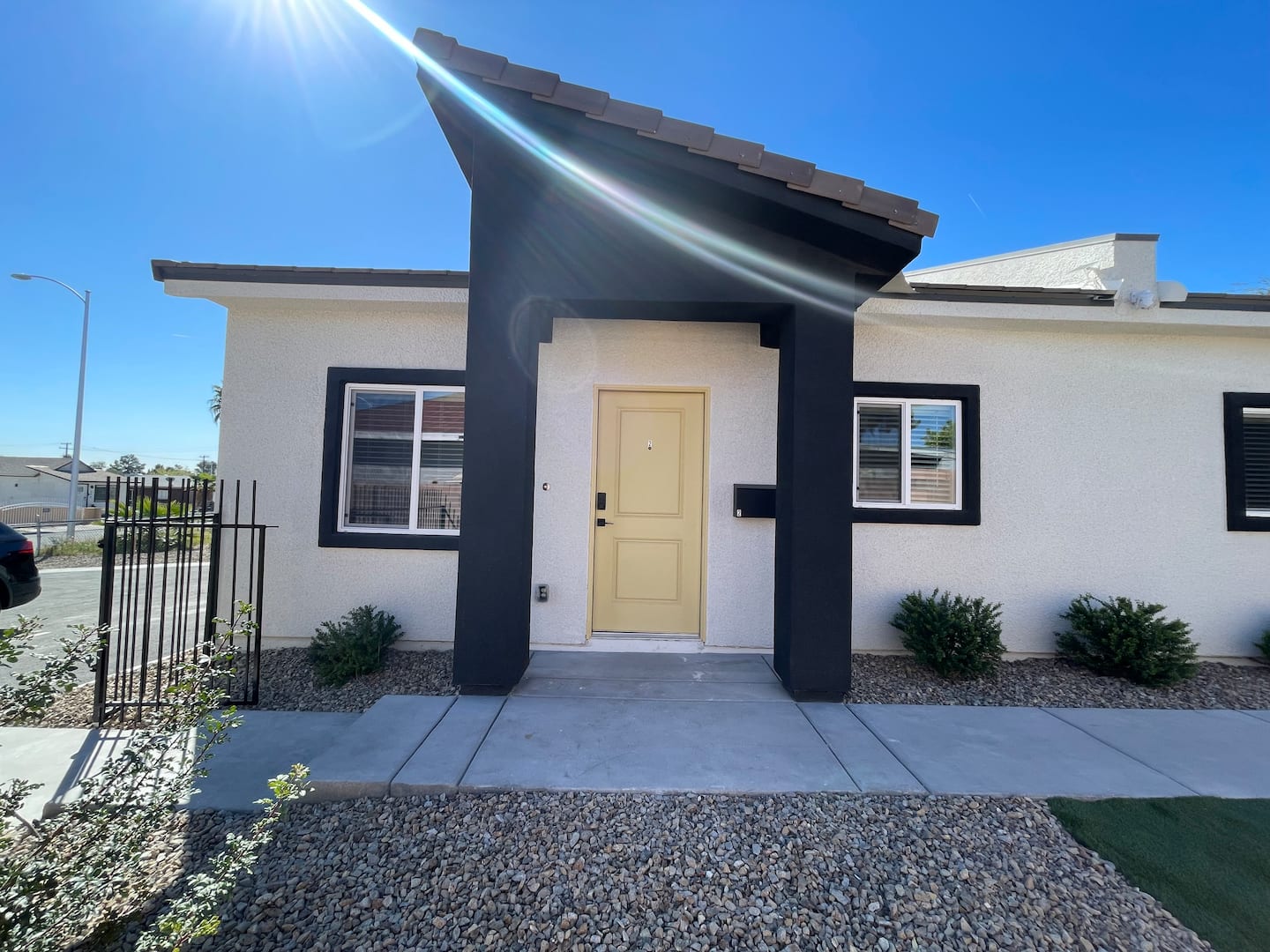 83 2 Brand new to Airbnb, New Construction/DT LV