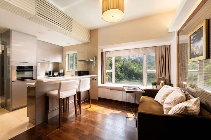 Exclusive 1br Apartment In Mid-levels - Sai Kung