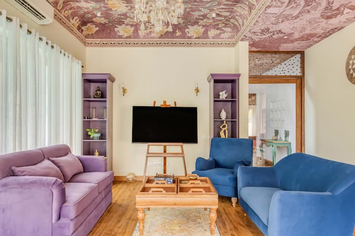 Living room image 5