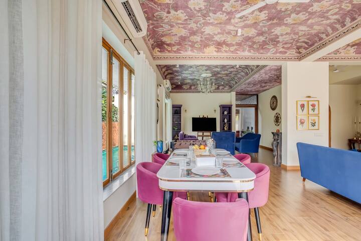 Dining area image 1