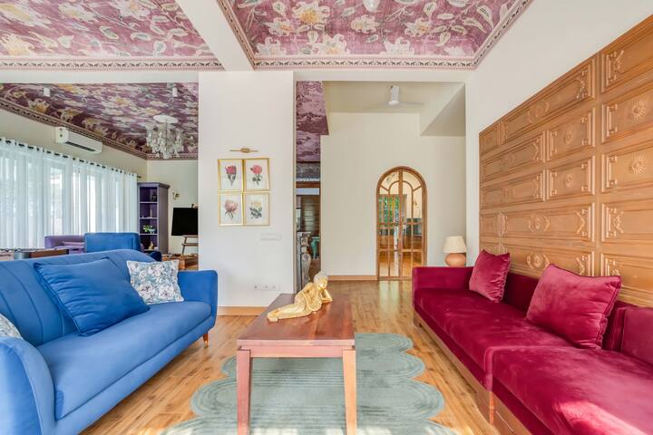 Living room image 2