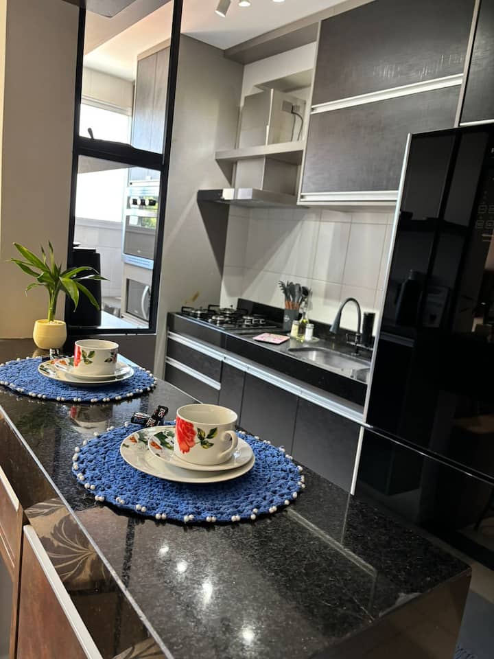 Apartamento| Ar | Wi-fi Rápido | Vaga De Garagem - Uberlândia