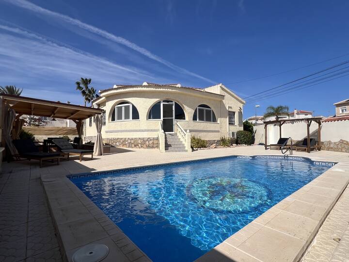 Detached Villa With Private Pool Bbq, Casa Noel - Quesada