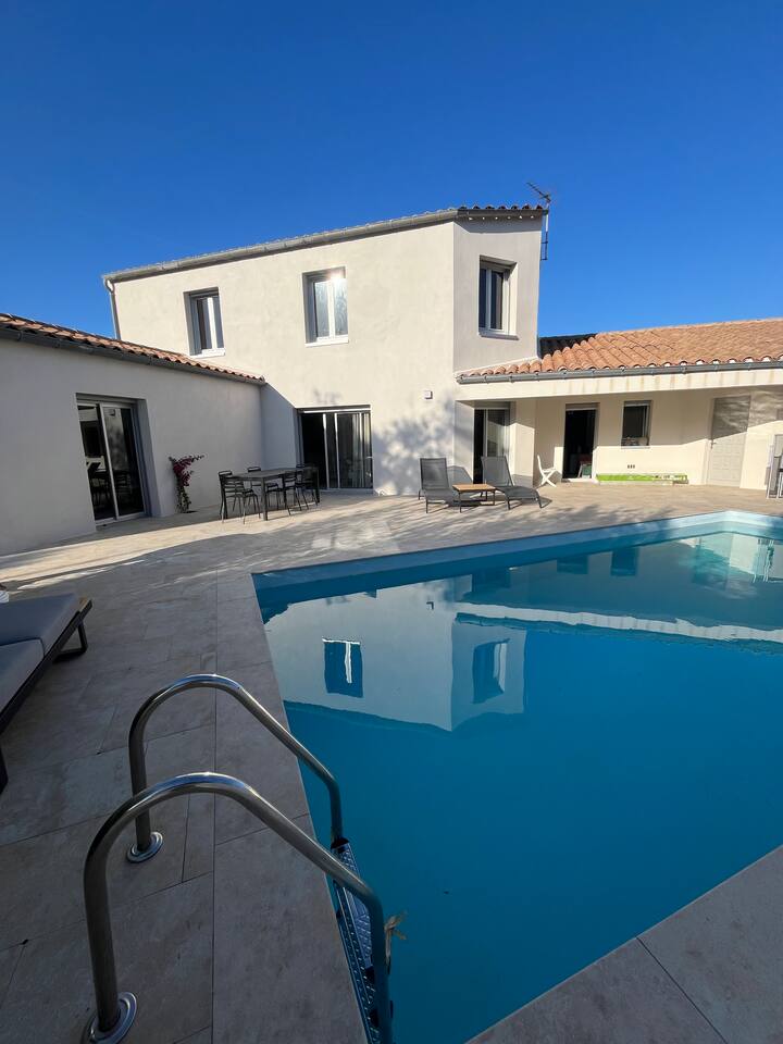 Grande Maison Entre Mer, Piscine Et Golf - Le Grau-du-Roi