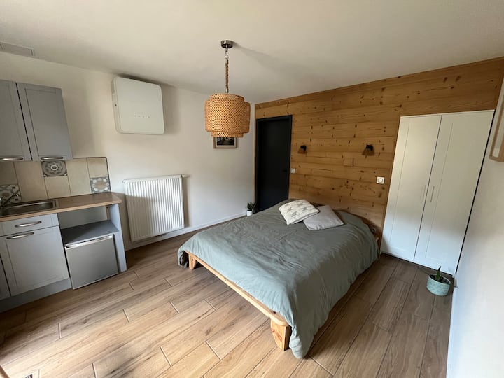 Chambre Petit Déjeuner, Sauna, Entrée Indépendante - Nantua