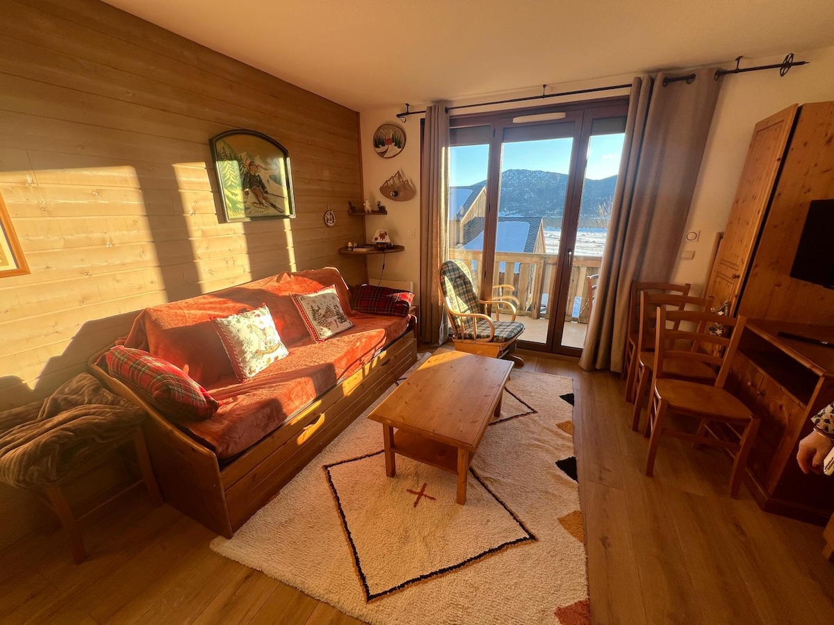 Apartment - Condominiums for Rent in Les Angles, Occitanie, France - Airbnb