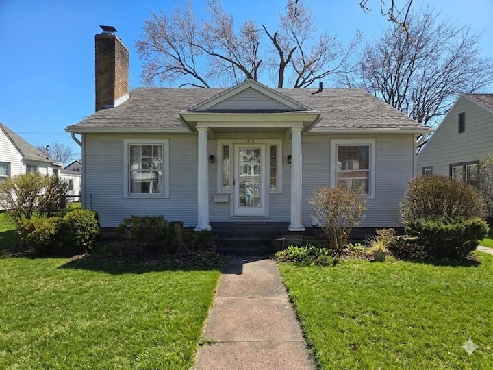 Your Retreat Home - South Bend, IN